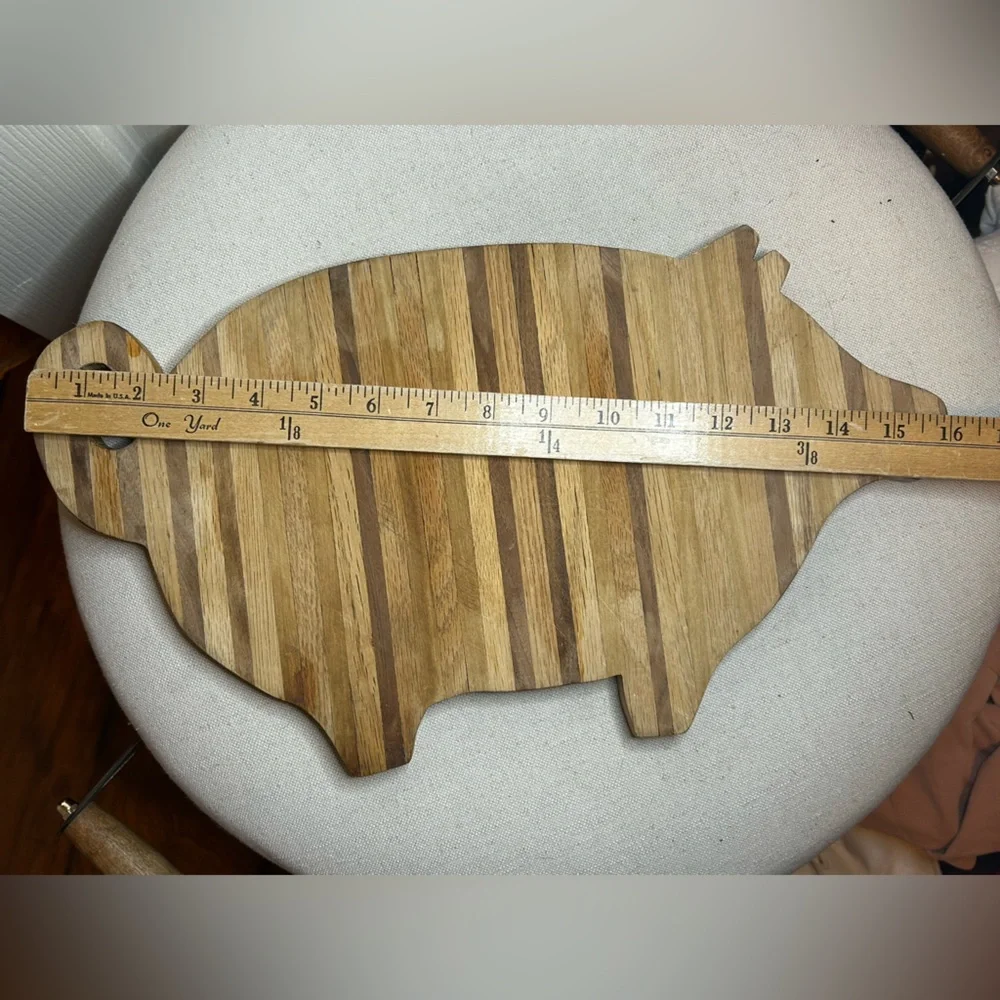 Vintage Wooden Pig-Shaped Charcuterie Cutting Board Butcher Block Farmhouse